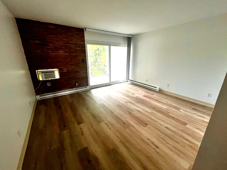 2331 E Market St #316A — Photo 17