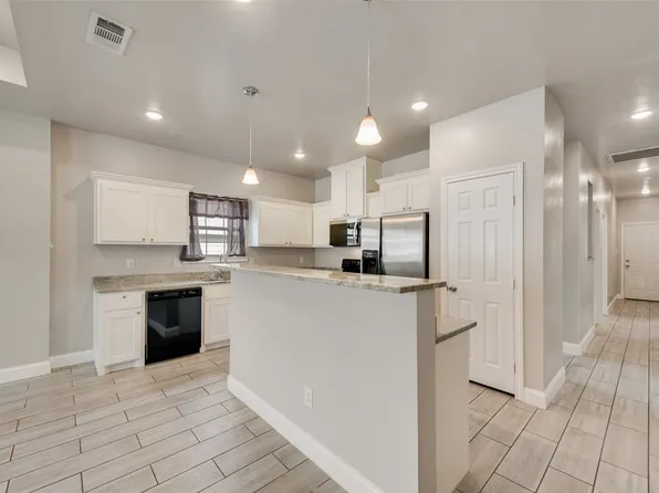 2207 Henry St, Greenville, TX 75401