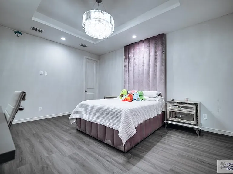 214 Calle Cenizo — Photo 30