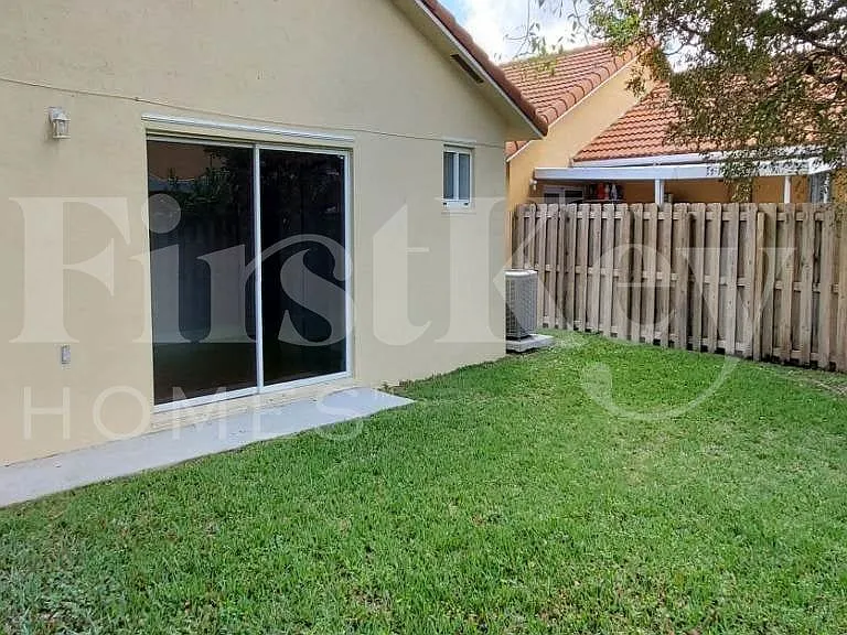 17655 SW 146th Ct — Photo 17