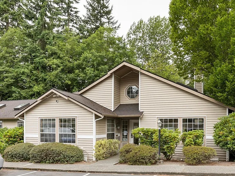 11527 Highway 99 #E302 — Photo 10