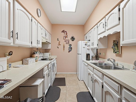 5th image of 1432 W Camino Alicante