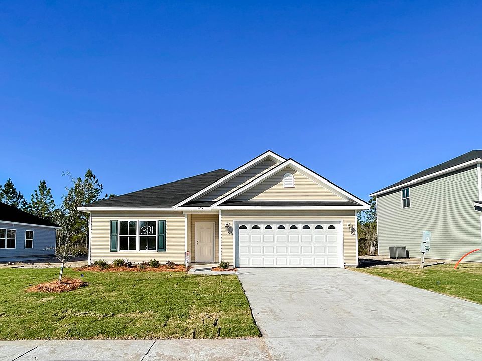 210 Grayson Ave Hinesville Ga 31313 Zillow