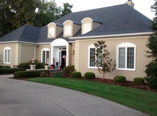 641 Foxfire Rd, Elizabethtown, KY 42701