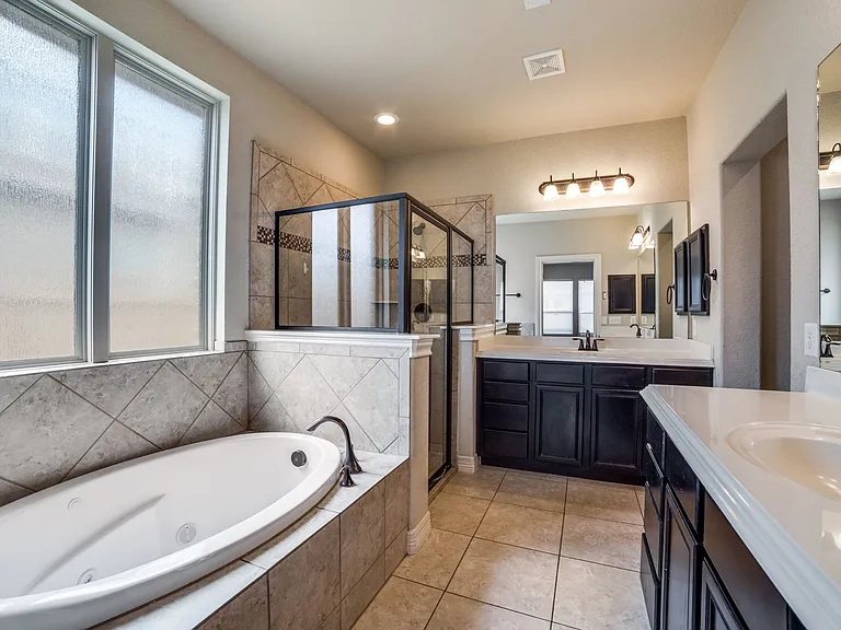2514 Ladera Bnd — Photo 12