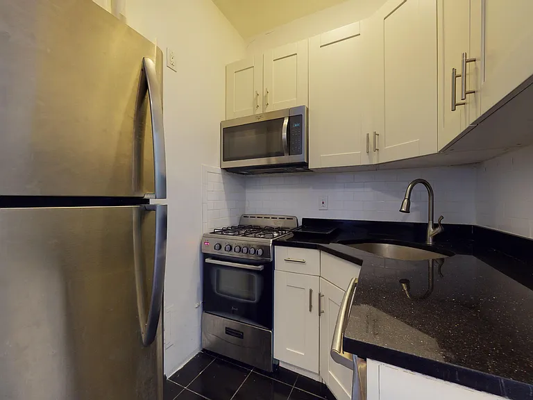 1502 1st Ave #2C — Photo 8