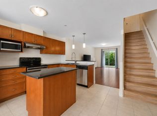 6498 Elgin Ave #7, Burnaby, BC V5H 3S6