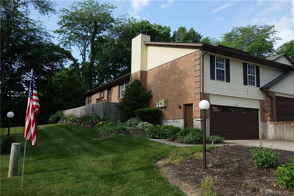 2570 Valais Ct photo 1