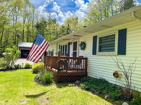 5th image of 5865 N Mount Maria Rd