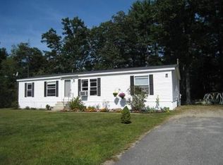 4 Pebble St, Sabattus, ME 04280
