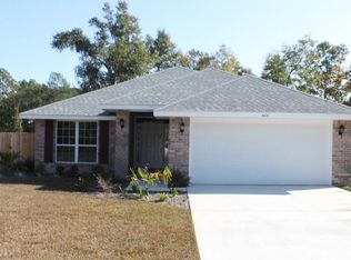 195 Conquest Ave, Crestview, FL 32536