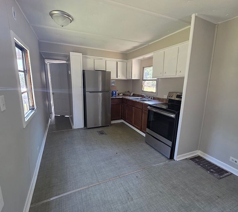 1st image of 116 Gardenia Ln