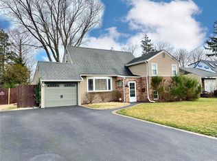 1445 Ackerson Blvd, Bay Shore, NY