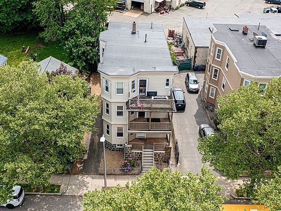 3rd image of 145 Welles Ave