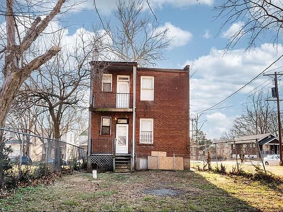 3rd image of 5947 Thekla Ave