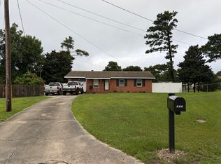 317 Sterling Ct, Jacksonville, NC 28546