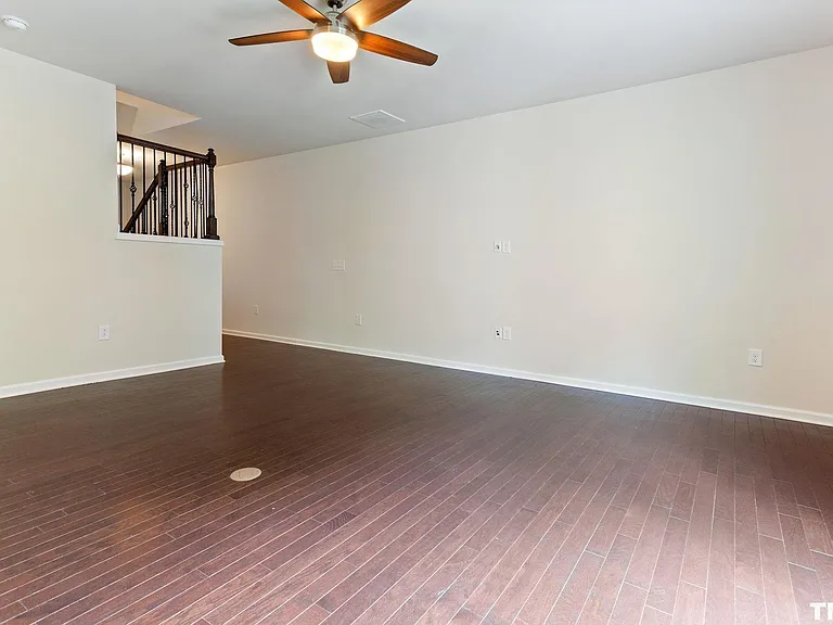 224 Lynchwick Ln — Photo 19
