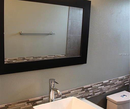 5th image of 996 Whisper Lake Dr
