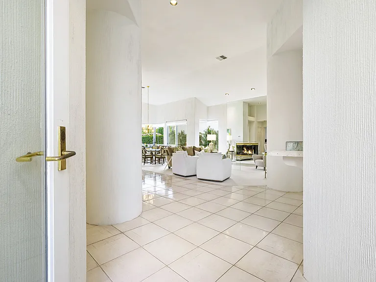 44790 Lakeside Dr — Photo 5