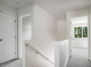737 NE Sherman St #102, Sheridan, OR