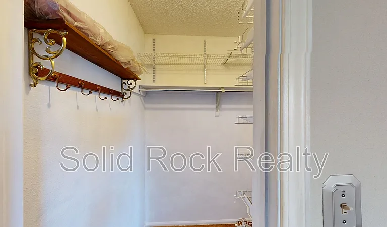 6713 Fredrick Dr — Photo 11