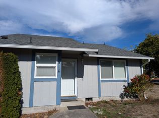 916 Schonberg Ln SE, Olympia, WA 98513