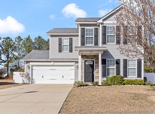 379 Fairfield Cir, Raeford, NC 28376