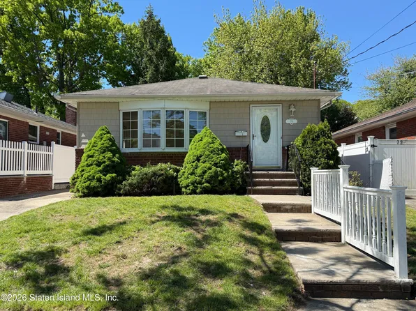76 Peter Ave, Staten Island, NY 10306