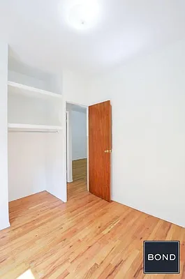 Rented by Bond New York | media 9