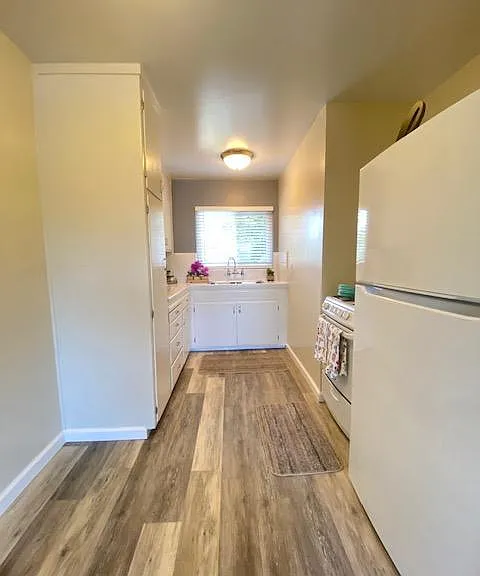 1646 Davis St #20 — Photo 9