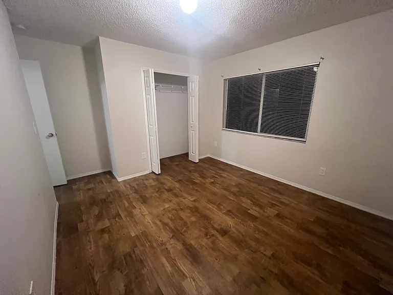 1663 Fluorshire Dr — Photo 14