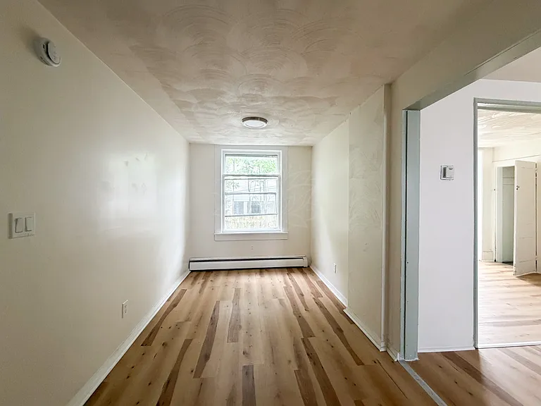 59 Spencer Ave — Photo 7