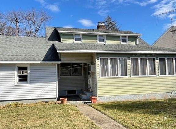 2nd image of 19 Snyder Ave