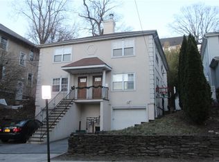 648 Van Cortlandt Park Ave, Yonkers, NY 10705