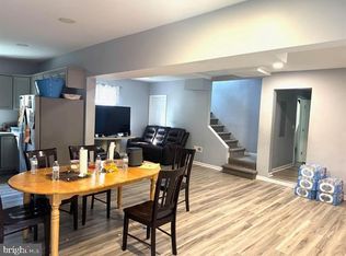 13 Hall St, Newport, NJ 08345