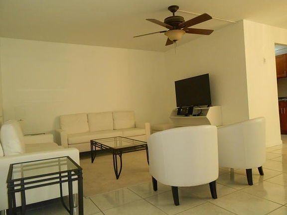 2nd image of 743 Flanders Dr #P