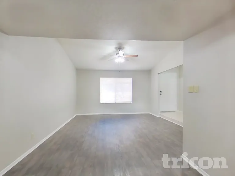 4323 W Poinsettia Dr — Photo 18