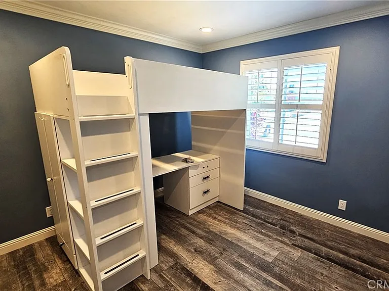 1124 W Woodcrest Ave — Photo 14