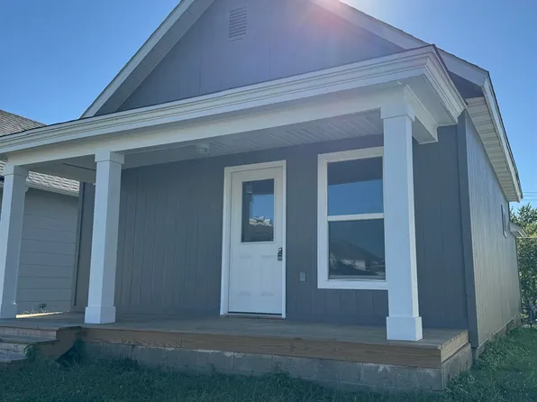 304 N Elm St, Creston, IA 50801