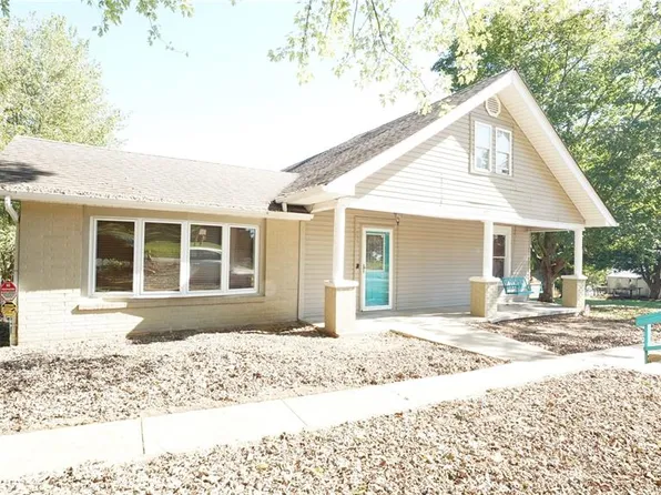 311 W Richardson Ave, Puxico, MO 63960