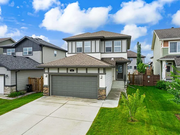 102 Meadowland Way, Spruce Grove, AB T7X 0S4