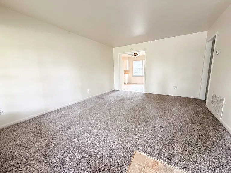 4305 NW Denver Ave — Photo 2