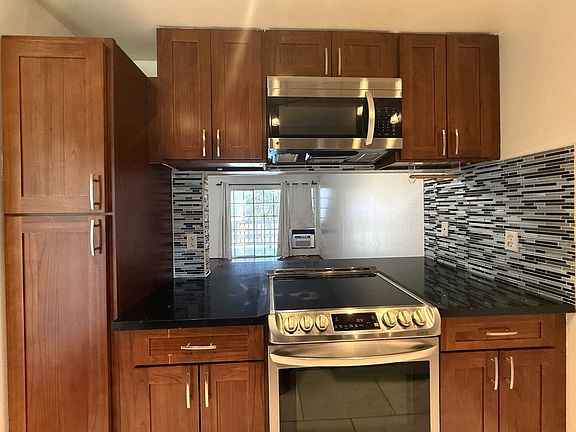 3rd image of 92-1019 Alaa St #16204
