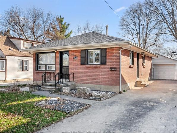 1962 Westminster Ave, Windsor, ON N8T 1X6