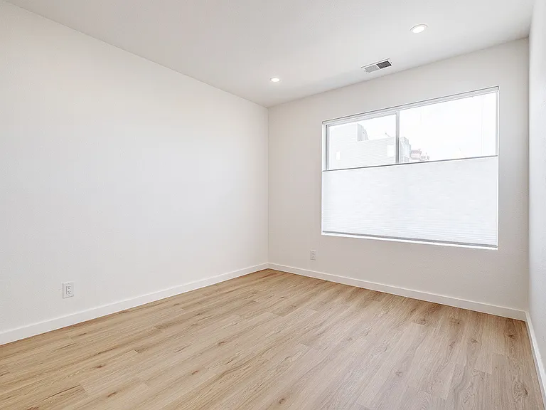 479 24th Ave #3 — Photo 18