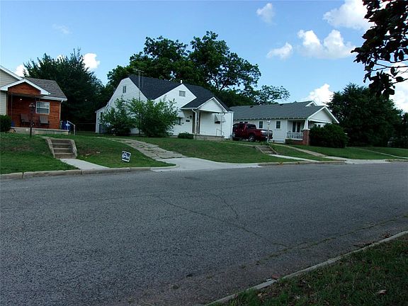 4th image of 1610 N Park Ave Lot 12