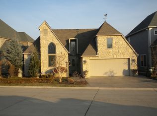 29 Ibis Dr, Akron, OH 44319