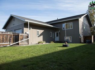475 Cindy Dr, Fairbanks, AK 99701