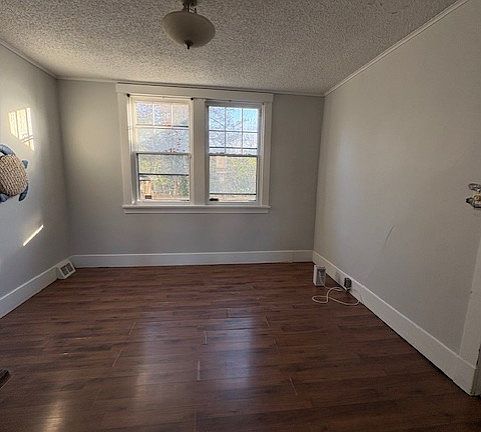 5th image of 1217 Strahley Pl