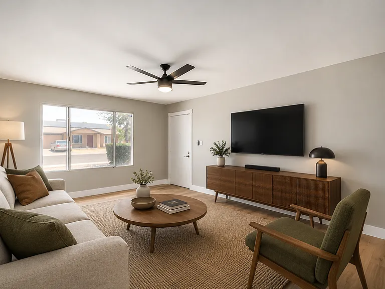 2127 E Tulane Dr — Photo 4